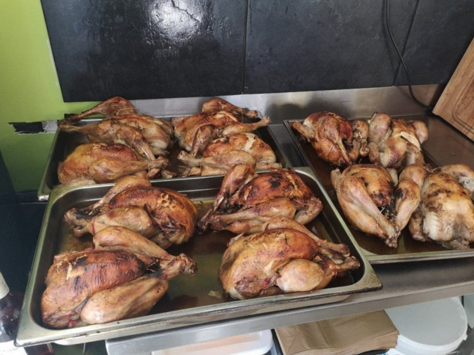 découvrez les meilleurs restaurants halal à cahors, où la gastronomie rencontre des saveurs authentiques. que vous soyez à la recherche d'un repas traditionnel ou d'une cuisine moderne, explorez notre sélection pour un repas savoureux et respectueux de vos convictions.