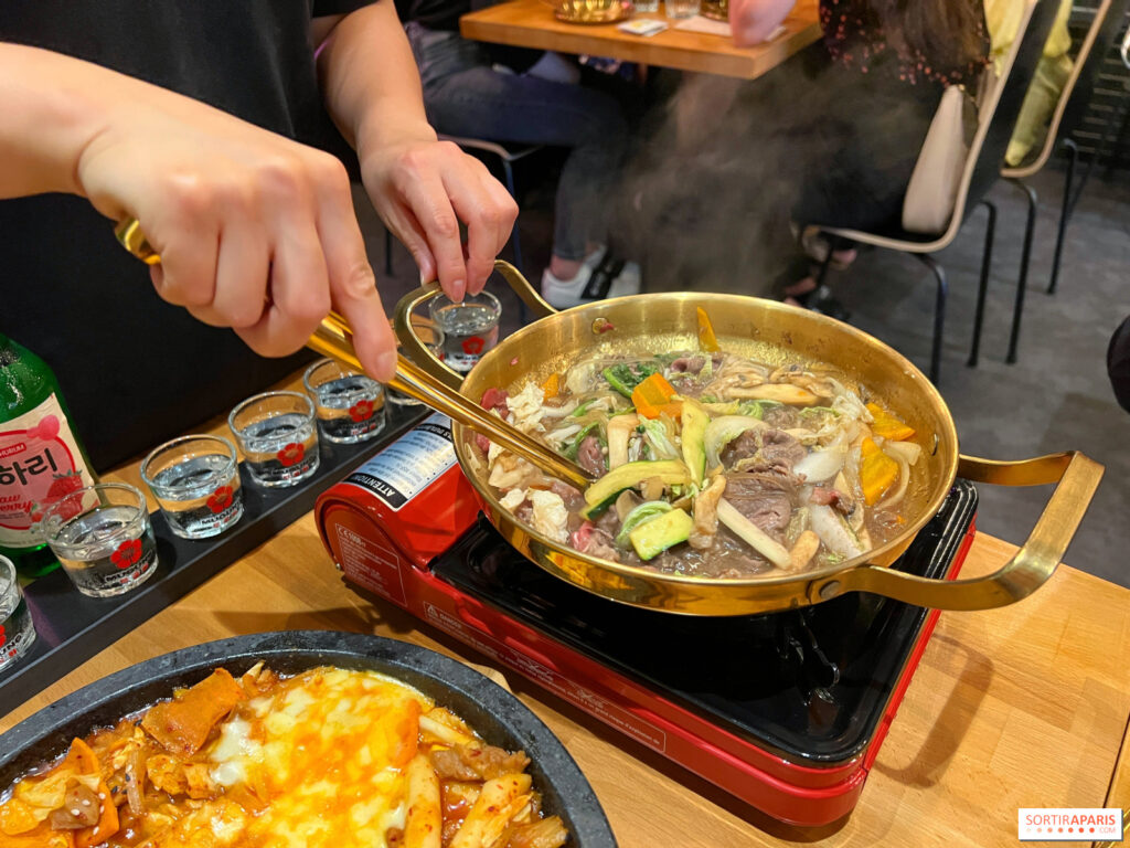 découvrez notre sélection des meilleurs restaurants halal coréens. savourez des plats authentiques préparés avec passion et découvrez la richesse de la cuisine coréenne, tout en respectant vos exigences alimentaires.