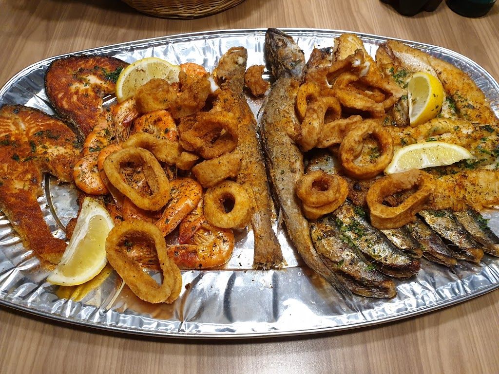 découvrez notre sélection des meilleurs restaurants halal spécialisés dans le poisson. savourez des plats savoureux et authentiques dans des établissements qui respectent vos choix alimentaires. que vous cherchiez un dîner décontracté ou un repas raffiné, trouvez l'endroit idéal pour satisfaire vos envies maritimes.
