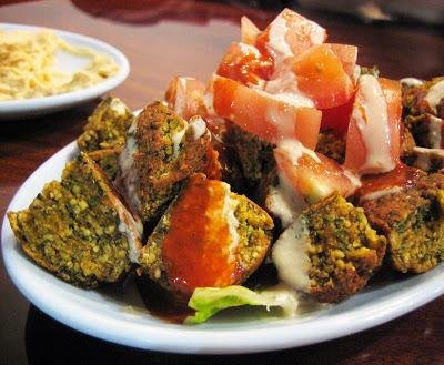 découvrez notre sélection des meilleurs restaurants halal à berlin. savourez des plats savoureux et authentiques dans des établissements réputés pour leur cuisine traditionnelle et moderne. que vous recherchiez des délices orientaux, des grillades succulentes ou des options végétariennes, trouvez l'endroit idéal pour un repas convivial à berlin.