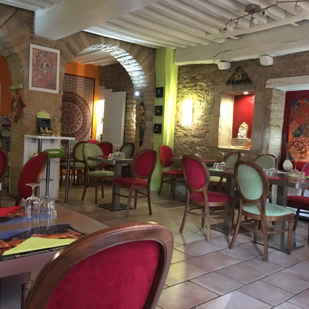 découvrez les meilleurs restaurants halal à dijon, où la gastronomie s'allie à des options culinaires savoureuses et authentiques. explorez une sélection variée de plats traditionnels et contemporains qui raviront vos papilles.