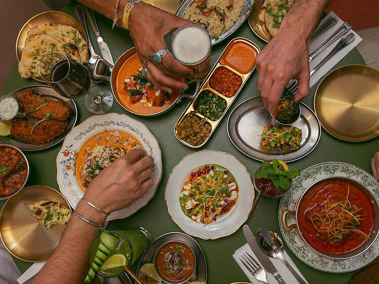 découvrez notre sélection des meilleurs restaurants halal où vous pourrez savourer une cuisine délicieuse et authentique. que vous cherchiez des plats traditionnels ou modernes, trouvez l'endroit idéal pour vos repas en famille ou entre amis.
