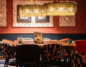 découvrez notre sélection des meilleurs restaurants halal dans le 75. savourez une cuisine variée et de qualité, tout en respectant vos convictions. que vous soyez à la recherche d'un plat traditionnel ou d'une expérience culinaire moderne, votre bonheur gustatif est notre priorité !