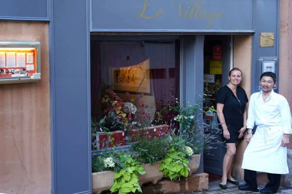 découvrez notre sélection des meilleurs restaurants halal à juan-les-pins. savourez une cuisine délicieuse et authentique dans un cadre accueillant, que vous soyez en famille ou entre amis. ne manquez pas ces adresses incontournables pour un repas inoubliable!