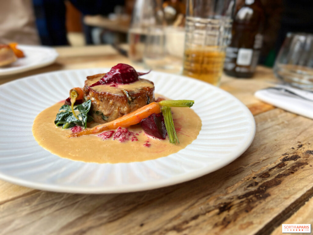 découvrez notre sélection des meilleurs restaurants halal à paris, où cuisine savoureuse et ambiance chaleureuse se rencontrent. que vous recherchiez des plats traditionnels ou des créations innovantes, notre guide vous aidera à dénicher les perles culinaires de la capitale.