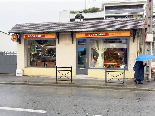 découvrez les meilleurs restaurants halal de la place d'italie, offrant une variété de plats savoureux pour satisfaire toutes vos envies culinaires. que vous cherchiez une cuisine traditionnelle ou moderne, trouvez votre prochaine destination gourmande !