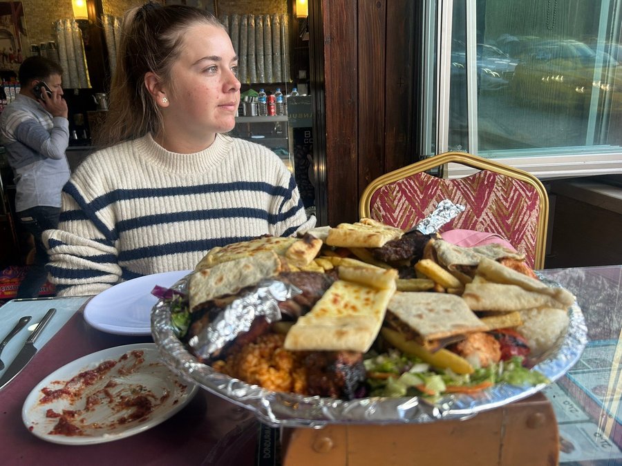 découvrez les meilleurs restaurants halal pas chers dans le 93. savourez une variété de plats authentiques et délicieux sans vous ruiner. parfait pour un repas en famille ou entre amis !