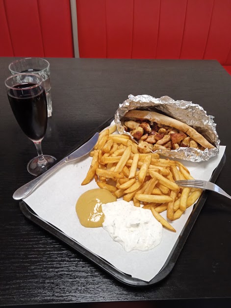 découvrez les meilleurs restaurants halal à rambouillet, où vous pourrez savourer une délicieuse cuisine authentique dans un cadre chaleureux. que vous cherchiez un dîner en famille ou un repas rapide entre amis, nos établissements vous garantissent une expérience culinaire inoubliable.