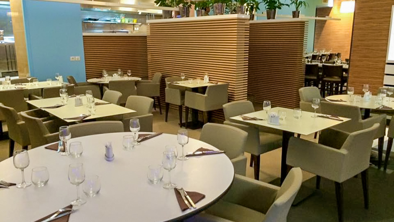 découvrez les meilleurs restaurants halal à saint-brice, où un délicieux mélange de cuisines vous attend. profitez d'une expérience culinaire savoureuse et authentique, tout en respectant vos exigences alimentaires. que ce soit pour un repas en famille ou une sortie entre amis, trouvez l'endroit idéal pour satisfaire vos envies.