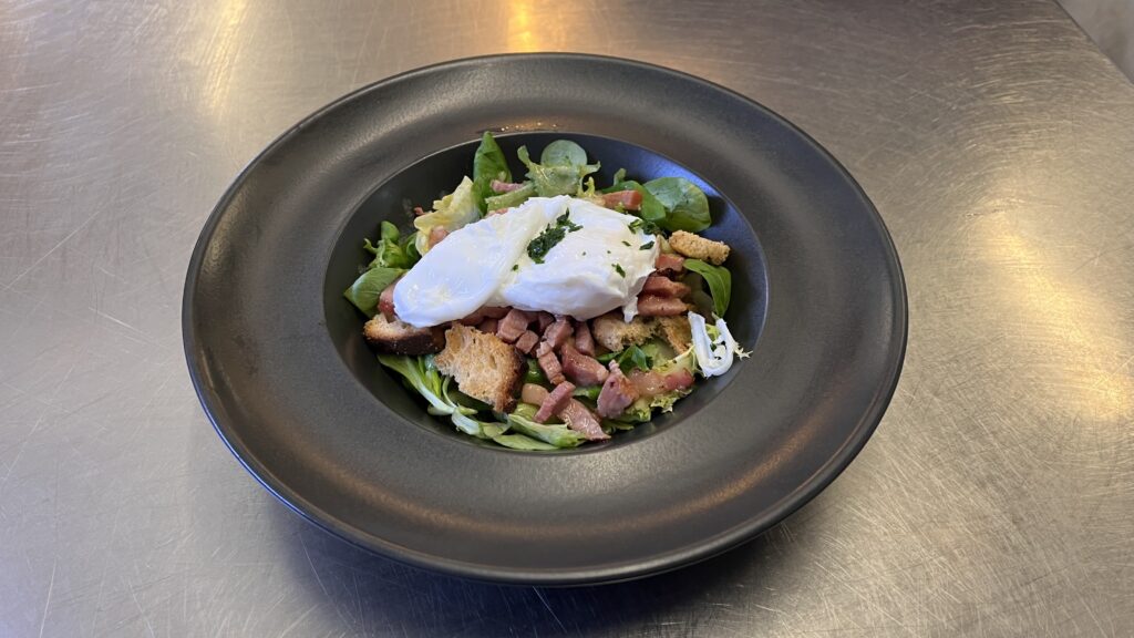 découvrez les meilleurs restaurants halal à bourgoin-jallieu, où la gastronomie réunit saveurs authentiques et respect des traditions culinaires. profitez d'une expérience gastronomique inoubliable dans des établissements accueillants et savoureux.