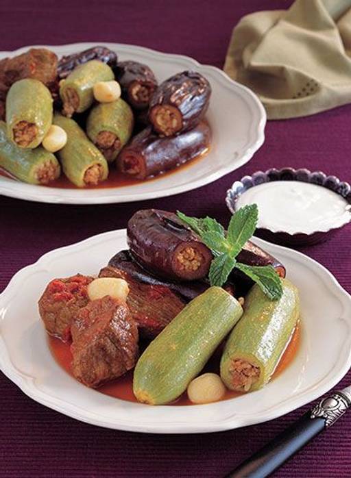 découvrez les meilleurs restaurants halal à miramas, où la gastronomie rencontre la qualité. savourez des plats authentiques et raffinés dans une ambiance conviviale. que vous soyez amateur de cuisine méditerranéenne ou de spécialités du monde, trouvez votre table idéale pour une expérience culinaire inoubliable.