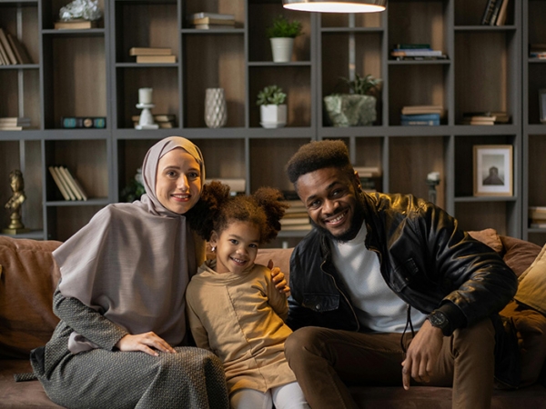 découvrez l'importance et la sagesse du devoir sacré envers les parents en islam. apprenez comment cette obligation spirituelle renforce les liens familiaux et favorise le respect et la compassion au sein de la communauté.