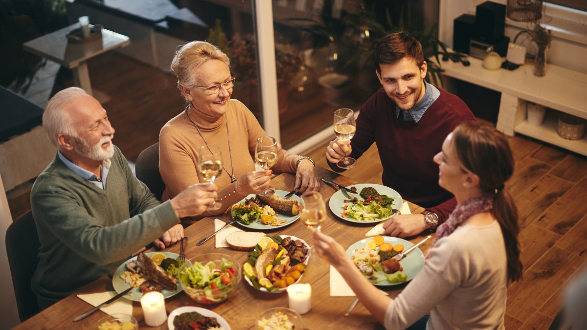 découvrez l'importance de faire une dou'a avant chaque repas. apprenez des prières significatives pour exprimer votre gratitude et renforcer votre spiritualité tout en savourant vos plats. un guide précieux pour enrichir votre expérience culinaire.