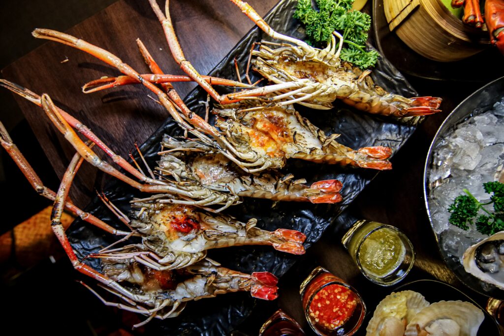 découvrez notre sélection des meilleurs restaurants halal à bangkok, où vous pourrez savourer une délicieuse cuisine tout en respectant vos choix alimentaires. que vous cherchiez des plats traditionnels ou des options modernes, bangkok vous offre une diversité culinaire qui ravira vos papilles.