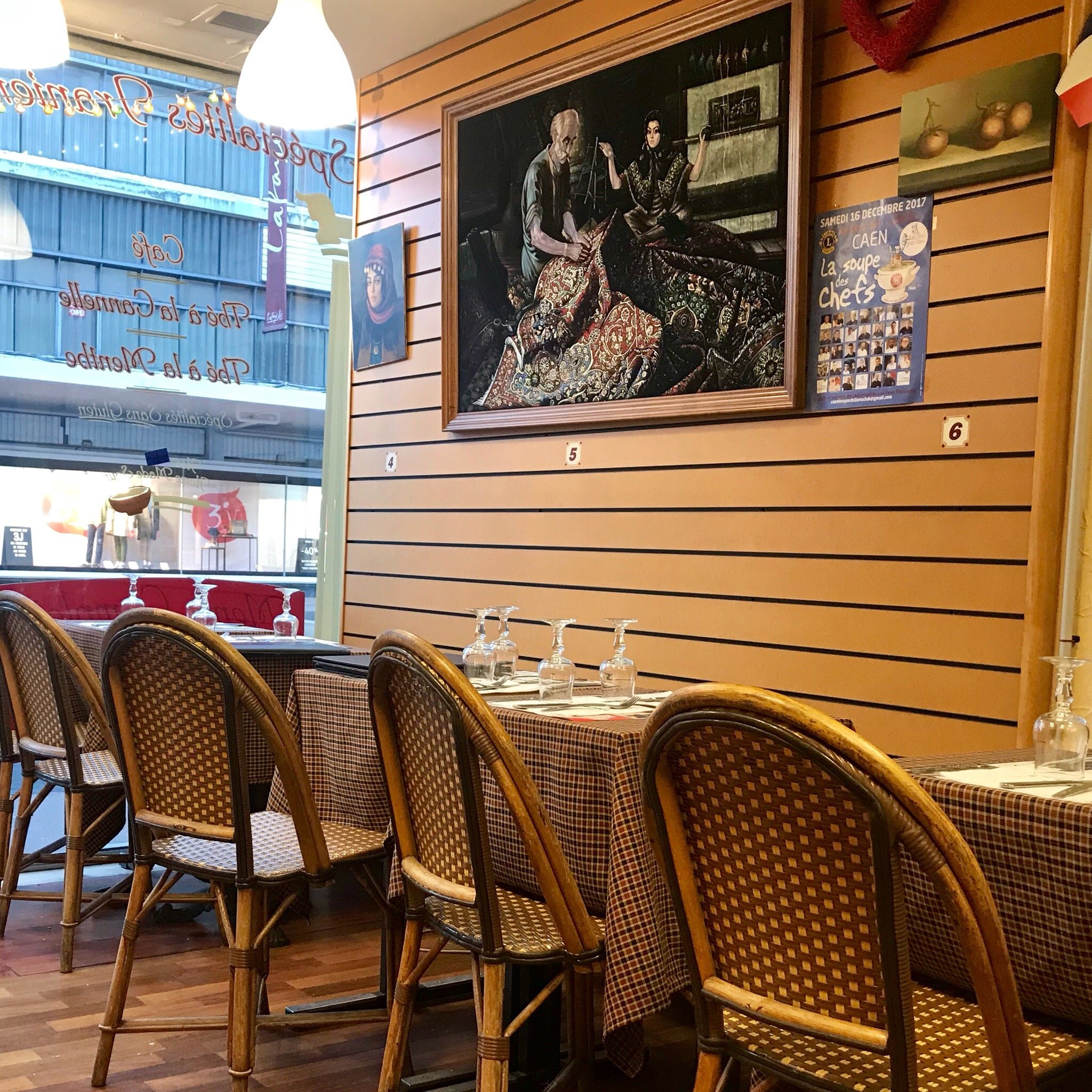 découvrez les meilleurs restaurants halal à caen qui raviront vos papilles. profitez d'une sélection variée de plats savoureux, préparés avec soin dans un cadre accueillant. que vous soyez à la recherche de spécialités orientales ou d'une cuisine fusion, trouvez le restaurant halal idéal pour vos repas en famille ou entre amis à caen.