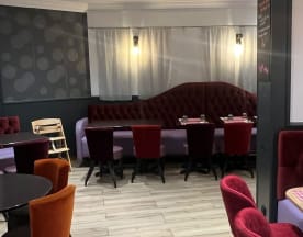 découvrez les meilleurs restaurants halal à épinay ! profitez d'une délicieuse cuisine au gré de vos envies, avec des saveurs authentiques et des plats savoureux qui raviront vos papilles. que ce soit pour un repas en famille ou une sortie entre amis, épinay a tout ce qu'il faut pour satisfaire vos désirs culinaires halal.