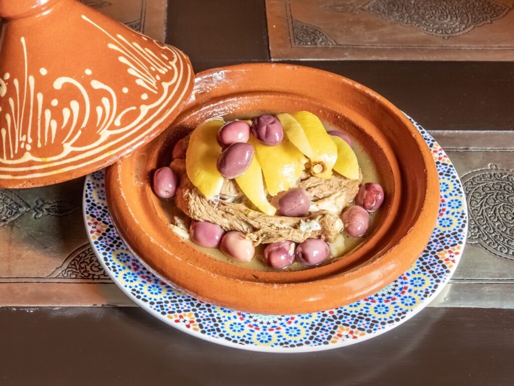 découvrez notre sélection des meilleurs restaurants halal à lyon 5. savourez des plats authentiques et savoureux dans un cadre convivial. que vous soyez en quête de spécialités orientales ou de délices locaux, trouvez l'endroit parfait pour régaler vos papilles!