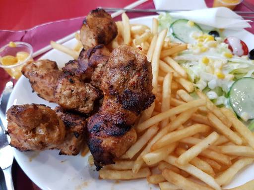découvrez les meilleurs restaurants halal à mulhouse, où vous pourrez savourer des plats savoureux et authentiques dans une ambiance conviviale. que vous soyez en quête de spécialités marocaines, turques ou méditerranéennes, trouvez des options délicieuses qui respectent vos choix alimentaires.