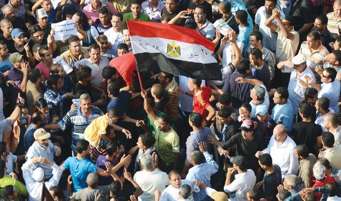 découvrez la signification du terme 'frère' en arabe, ses origines et son importance dans la culture et la langue arabes. apprenez comment ce mot véhicule des valeurs de lien et de solidarité au sein de la communauté.