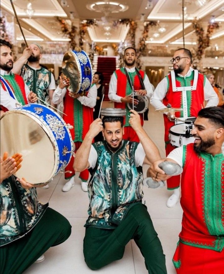 découvrez la richesse de la tradition derien au maroc, un héritage culturel fascinant alliant artisanat, musique, et gastronomie. plongez dans l'univers authentique des coutumes marocaines et laissez-vous séduire par ce voyage au cœur des traditions ancestrales.