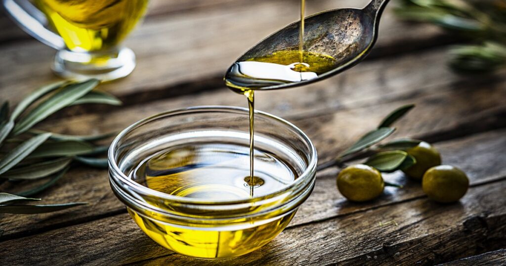 découvrez comment l'huile d'olive peut protéger contre le mauvais œil tout en ajoutant une touche savoureuse à vos plats. plongez dans les bienfaits traditionnels de ce produit incontournable et apprenez à l'intégrer dans vos rituels de bien-être.