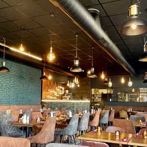 découvrez notre sélection des meilleurs restaurants halal à corbeil. savourez des plats délicieux et authentiques dans une ambiance conviviale, idéale pour vos repas en famille ou entre amis.