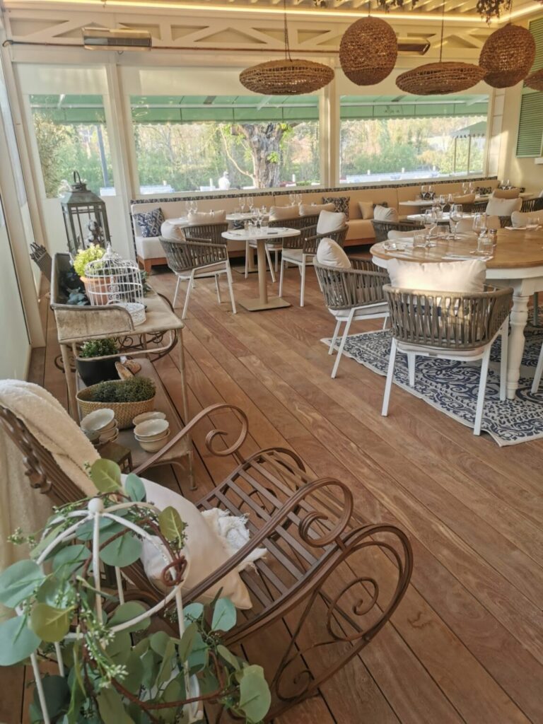 découvrez notre sélection des meilleurs restaurants halal à lagny, offrant des plats savoureux et authentiques qui raviront vos papilles. que vous soyez à la recherche d'une ambiance conviviale ou d'une cuisine raffinée, trouvez ici le lieu idéal pour vos repas en famille ou entre amis.