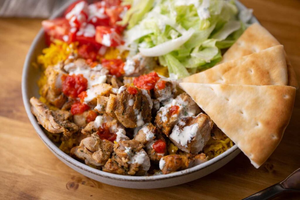 découvrez notre sélection des meilleurs restaurants halal à paris, où savourez une délicieuse cuisine authentique dans une ambiance conviviale. que vous recherchiez des plats traditionnels ou des créations modernes, notre guide vous orientera vers les établissements les plus prisés de la capitale.