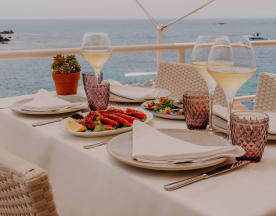 découvrez notre sélection des meilleurs restaurants halal à rosas, alliant saveurs authentiques et ambiance conviviale. régalez-vous avec une cuisine variée, des plats traditionnels aux spécialités modernes, dans des établissements réputés pour la qualité de leurs services. que vous soyez en famille, entre amis ou en couple, trouver le restaurant halal parfait à rosas n’a jamais été aussi simple.