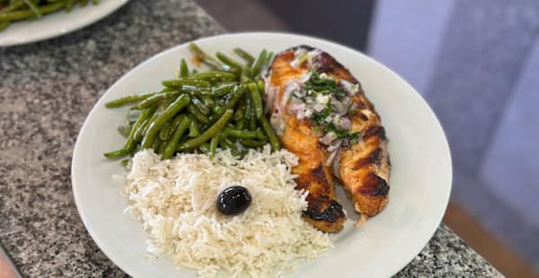 découvrez les meilleurs restaurants halal à maisons-alfort : cuisine savoureuse, adresses recommandées et ambiance conviviale pour une expérience culinaire inoubliable.