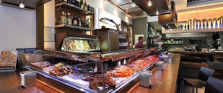 découvrez notre sélection des meilleurs restaurants halal à malaga, où la gastronomie méditerranéenne se marie avec des saveurs authentiques. savourez des plats exquis dans un cadre accueillant tout en respectant vos valeurs culinaires.