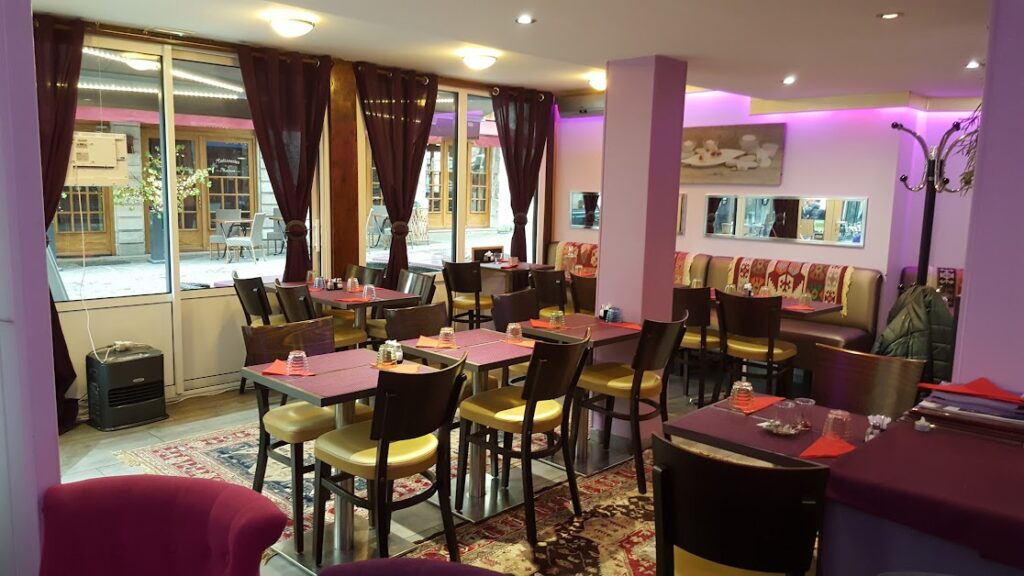 découvrez notre sélection des meilleurs restaurants halal à rouen : cuisine savoureuse, ambiance conviviale et adresses incontournables pour un repas halal réussi.