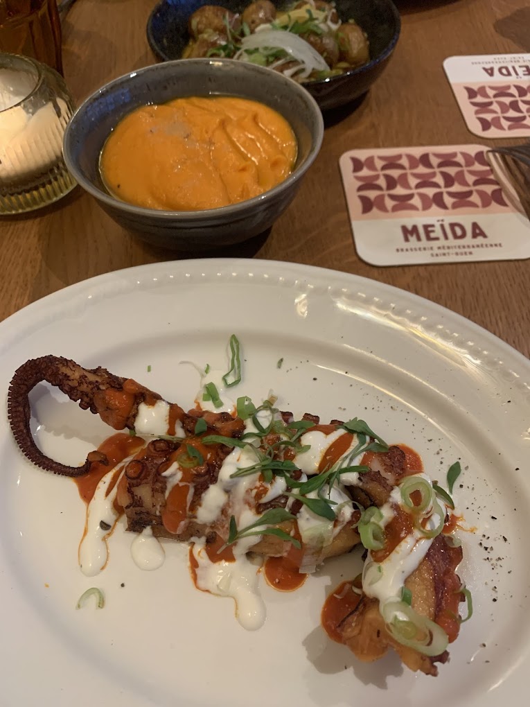 découvrez notre sélection des meilleurs restaurants halal, proposant une cuisine savoureuse et authentique pour tous les goûts. profitez d'adresses incontournables pour un repas gourmand et conforme à vos valeurs.