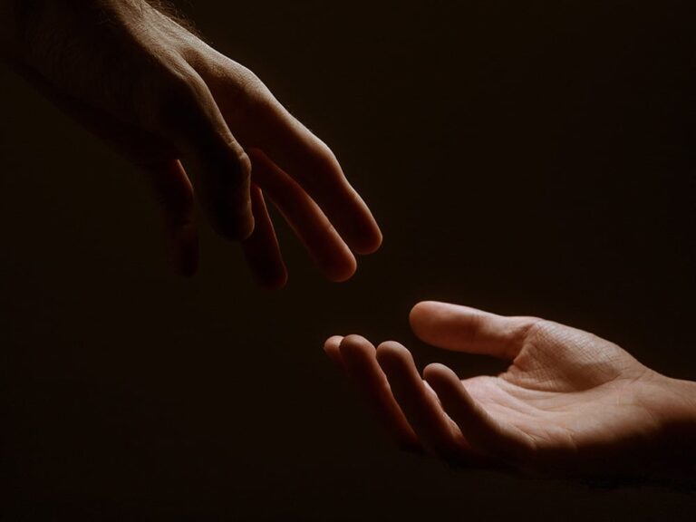 découvrez si le toucher du coran sans ablutions est autorisé en islam, ainsi que les avis et explications des savants sur ce sujet. informations pratiques et sources fiables.