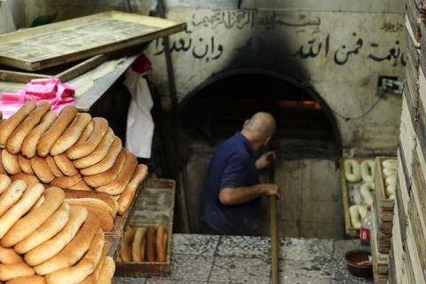 découvrez la signification du mot 'baraka' en arabe, ses origines, son utilisation dans la culture et la langue arabe, ainsi que son importance spirituelle et quotidienne.