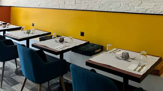 découvrez notre sélection des meilleurs restaurants halal à pierrefitte ! profitez d'adresses gourmandes, variées et certifiées halal pour savourer des plats délicieux en famille ou entre amis.
