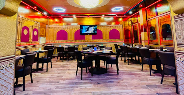 découvrez le top 3 des restaurants halal dans le 93, sélectionnés pour leur qualité, leur authenticité et leur accueil chaleureux. bon appétit !