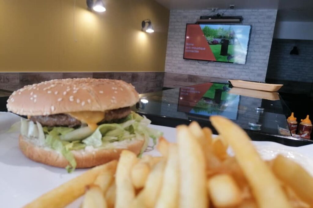 découvrez notre sélection des top 3 restaurants halal aux sables d'olonne, alliant saveurs authentiques et ambiance conviviale pour un repas réussi.