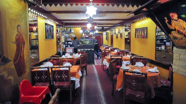 découvrez le top 3 des meilleurs restaurants halal à villejuif (94) pour savourer des plats délicieux et authentiques dans un cadre convivial.
