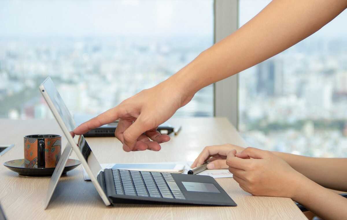 découvrez les avantages du clavier arabe pour la saisie en 2025, alliant rapidité, précision et facilité d'utilisation pour une expérience optimale.