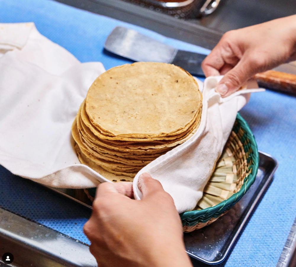 découvrez le top 3 des restaurants halal en franchise, alliant saveurs authentiques et opportunités d'affaires rentables. trouvez la franchise idéale pour vous lancer dans la restauration halal.