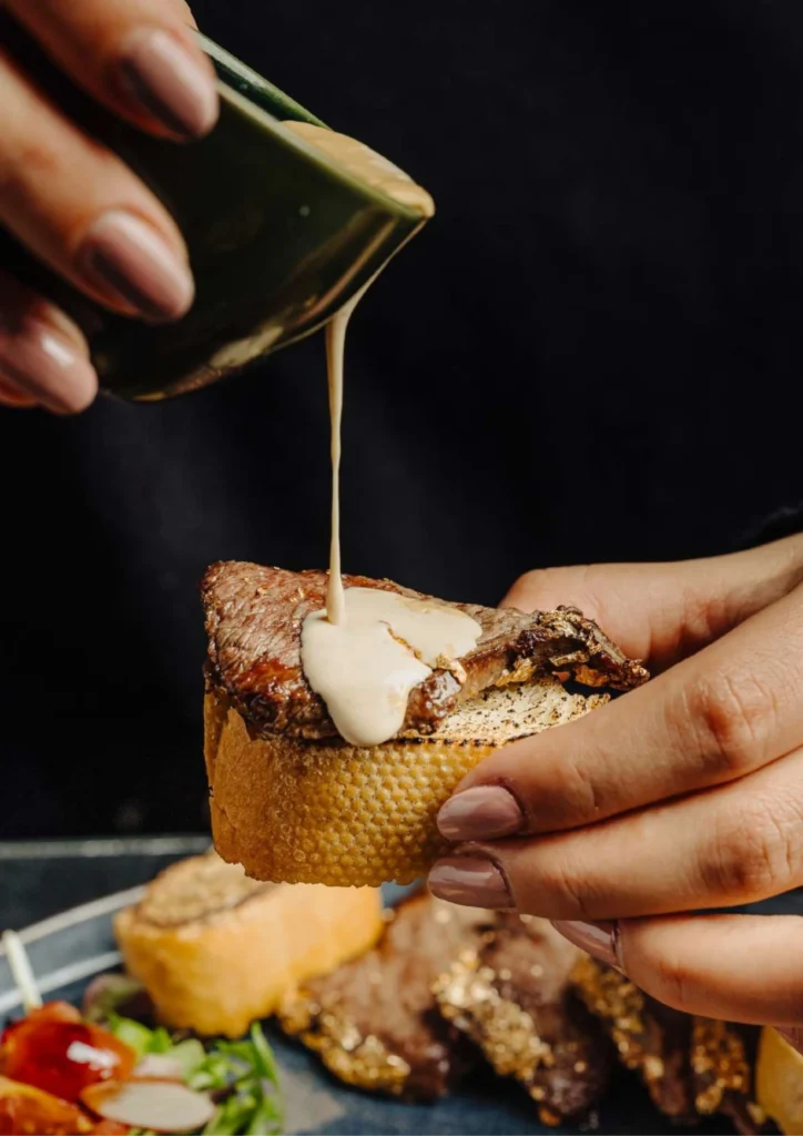 découvrez le top 3 des restaurants halal à monaco, alliant saveurs authentiques et qualité pour une expérience culinaire inoubliable.
