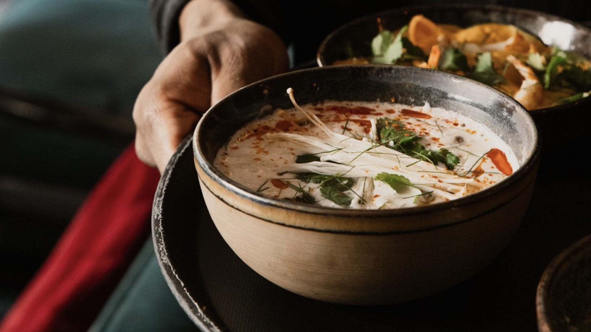 découvrez notre sélection des 3 meilleurs restaurants thaï halal pour savourer des plats authentiques et délicieux en toute confiance.