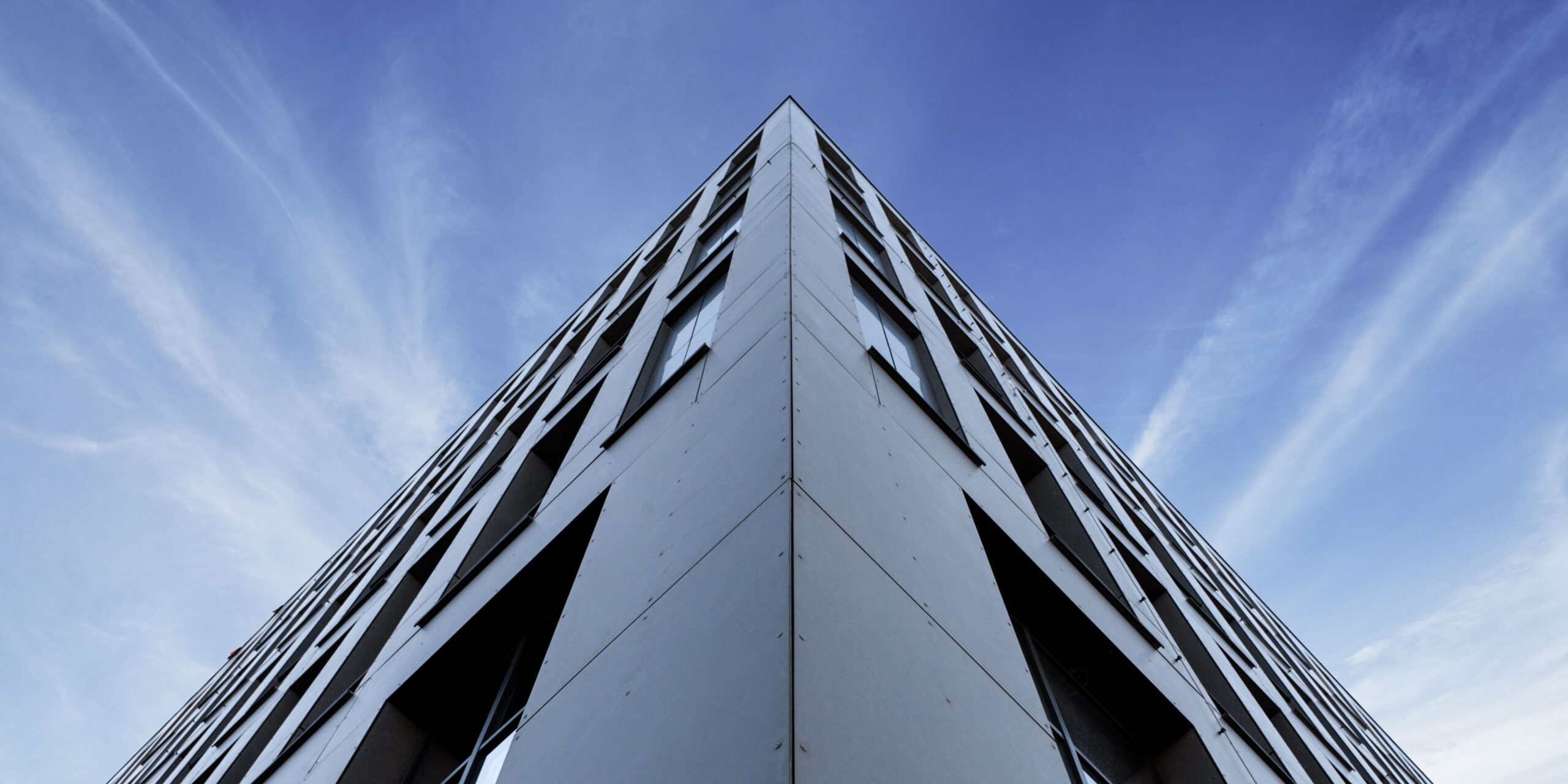 découvrez l'importance de la jumu'ah en 2025, son rôle spirituel et social dans la communauté musulmane, et pourquoi cette prière hebdomadaire reste essentielle pour les croyants.