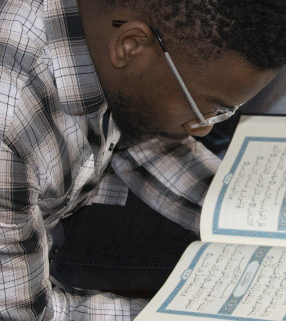 lire le coran en ligne sans nécessiter d'ablution : accédez facilement à la récitation et à la lecture du saint coran à tout moment, où que vous soyez.