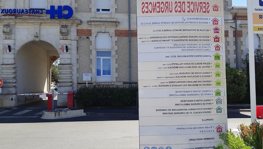 découvrez les principaux symptômes qui peuvent indiquer un mauvais sort, comment les reconnaître et les solutions pour s'en protéger efficacement.